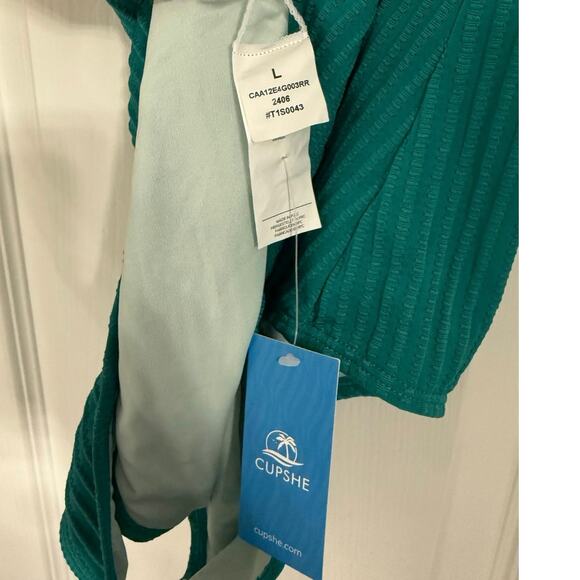 Cupshe Ribbed Green Cross Back One-Piece Swimsuit - Picture 7 of 8